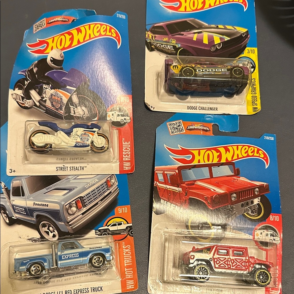 Hot wheels Toy Cars and motorcycle Set of 4
